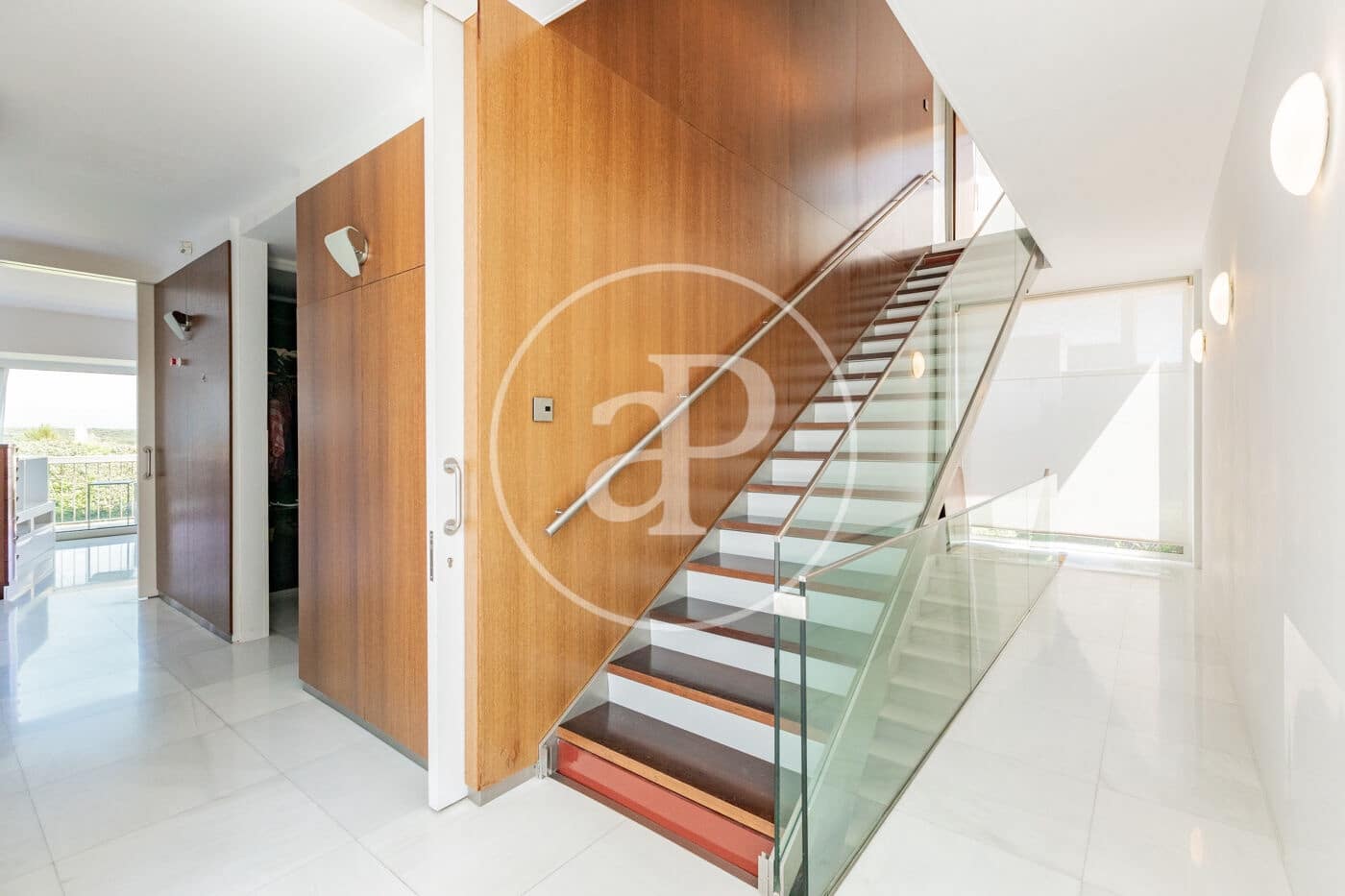 Chalet de 6 habitaciones en Madrid ciudad en venta con piscina - 5.490.000 € (Ref: 9896840)