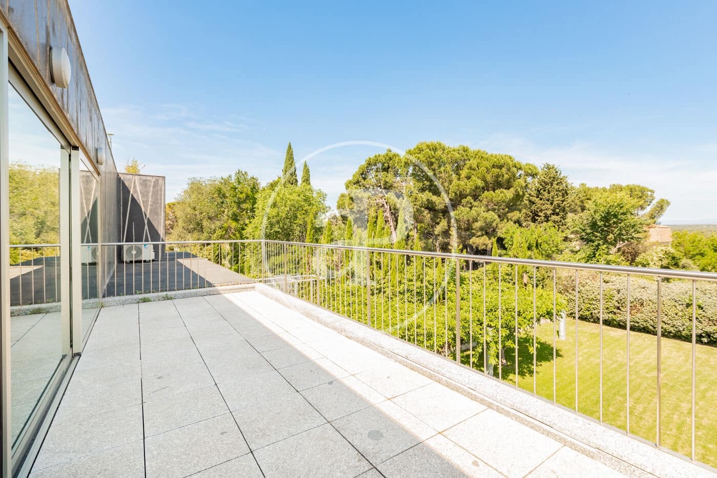 Chalet de 6 habitaciones en Madrid ciudad en venta con piscina - 5.490.000 € (Ref: 9896840)