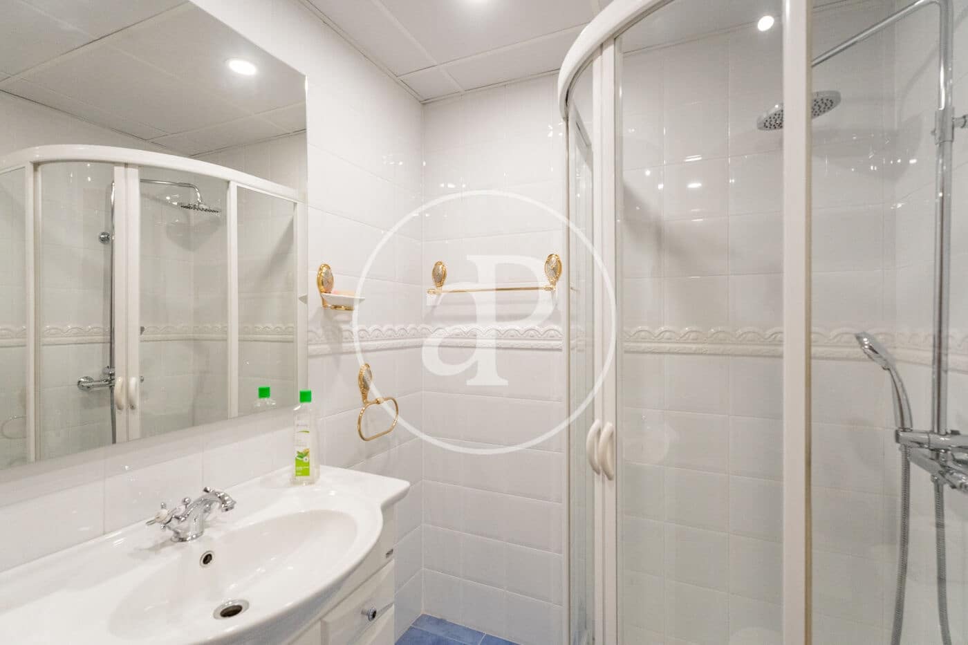 4 quarto Apartamento para arrendar em Madrid cidade com piscina garagem - 6 000 € (Ref: 9899654)