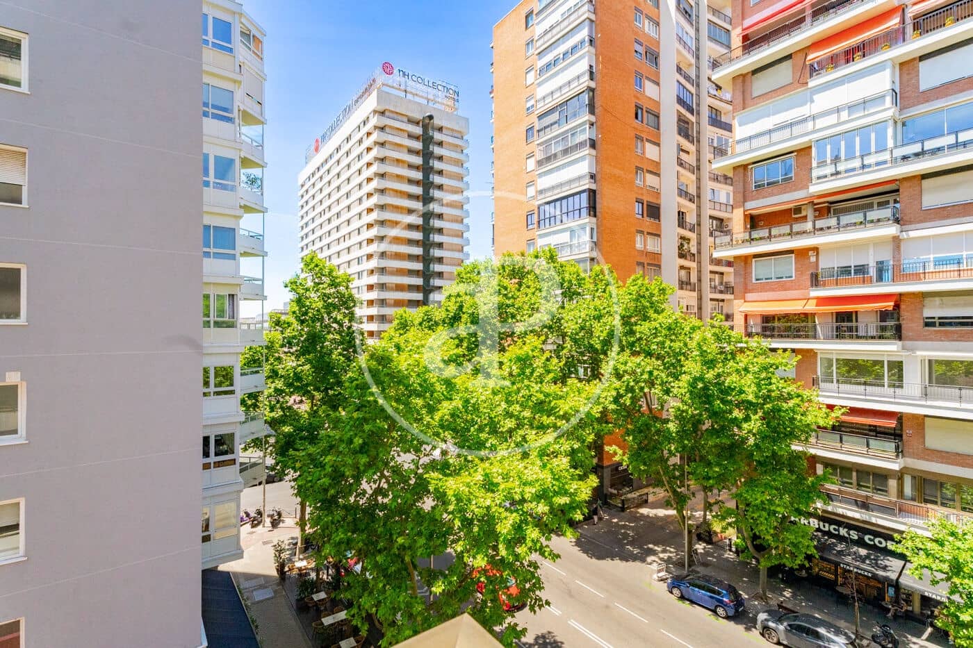 4 quarto Apartamento para arrendar em Madrid cidade com piscina garagem - 6 000 € (Ref: 9899654)