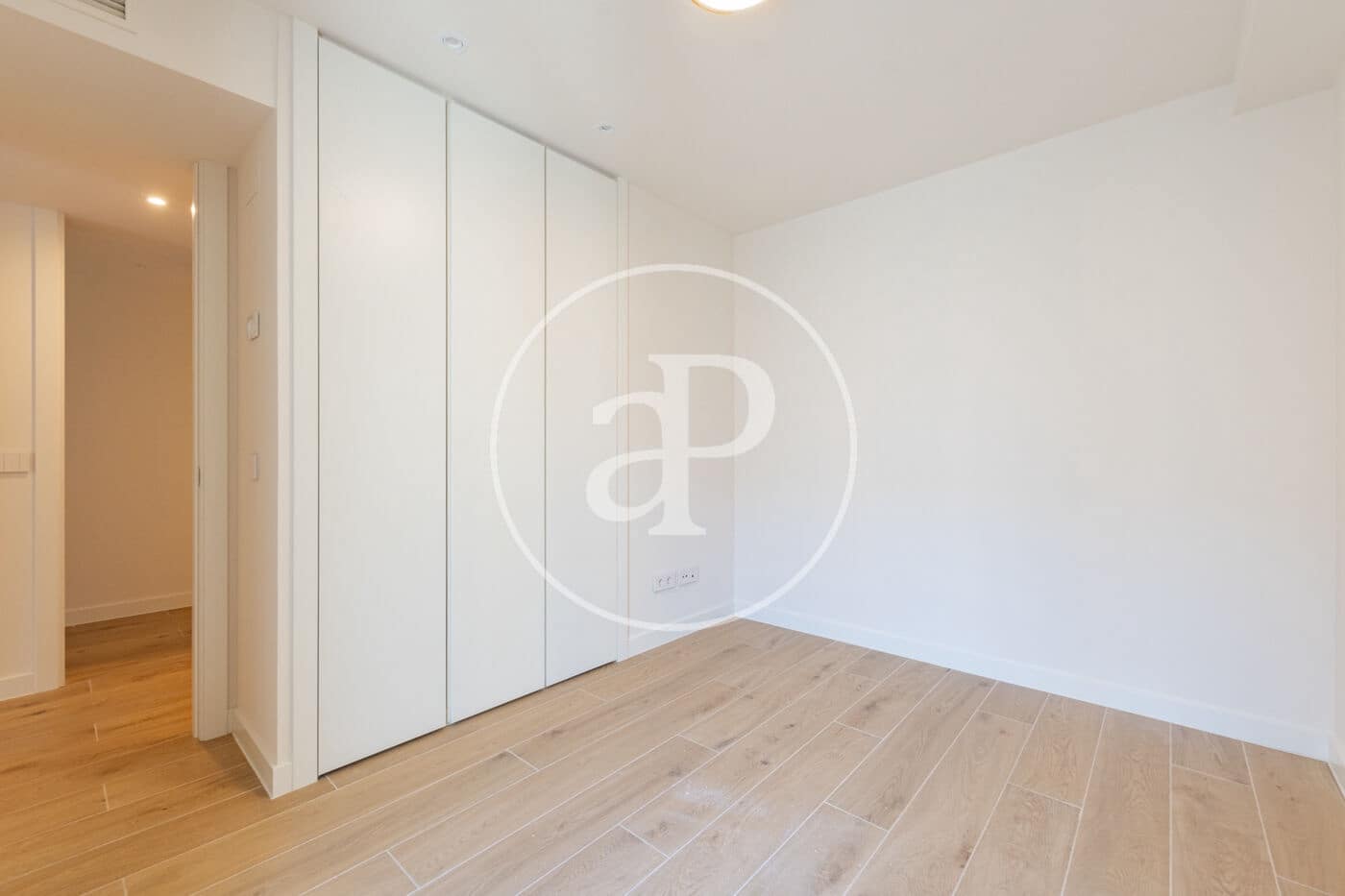 Apartamento de 3 habitaciones en Madrid ciudad en alquiler con piscina garaje - 4.000 € (Ref: 9899655)