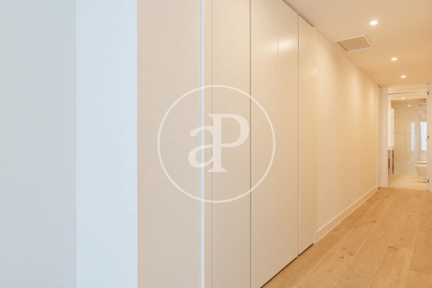 Apartamento de 3 habitaciones en Madrid ciudad en alquiler con piscina garaje - 4.000 € (Ref: 9899655)