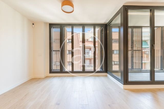 Apartamento de 3 habitaciones en Rios Rosas, Madrid ciudad en alquiler con piscina garaje - 4.000 € (Ref: 9899655)