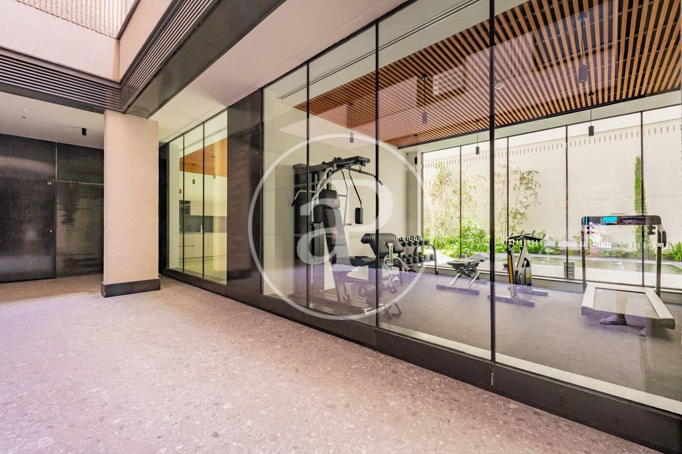 Apartamento de 3 habitaciones en Madrid ciudad en alquiler con piscina garaje - 4.000 € (Ref: 9899655)