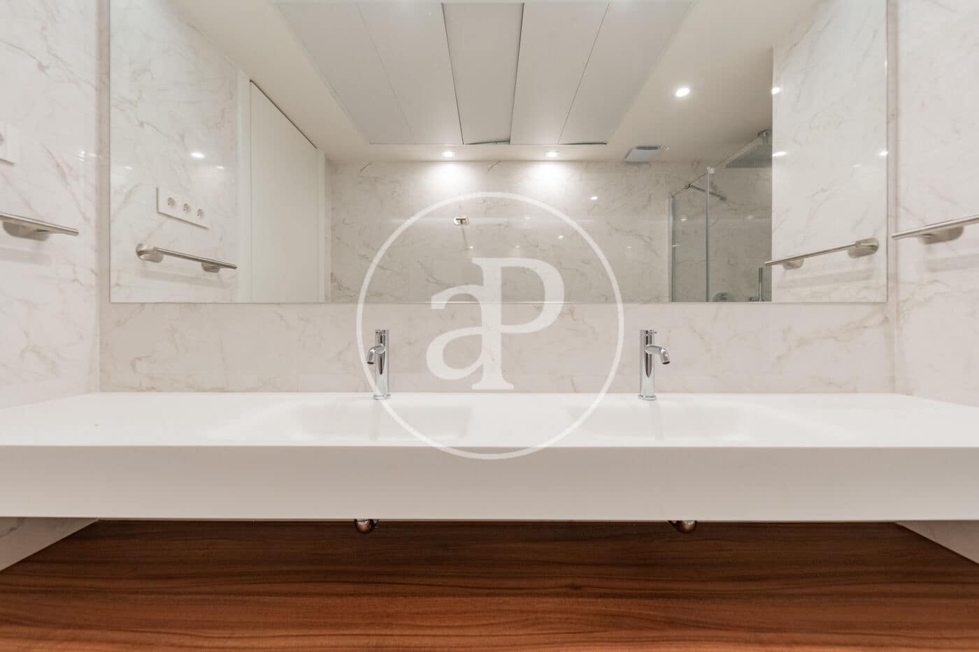 Apartamento de 3 habitaciones en Madrid ciudad en alquiler con piscina garaje - 4.000 € (Ref: 9899655)
