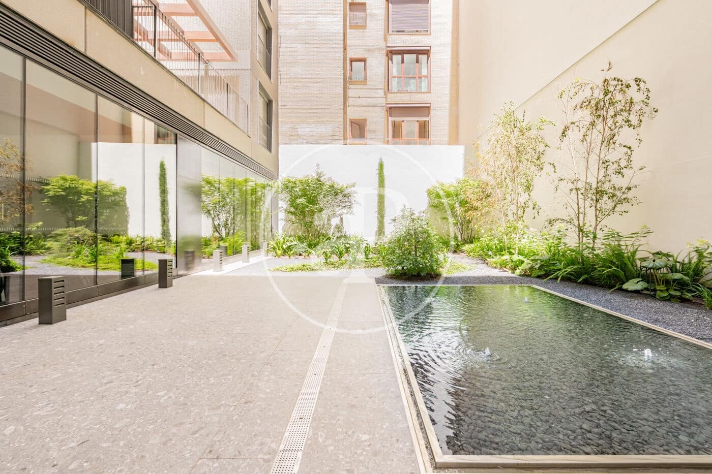 Apartamento de 3 habitaciones en Madrid ciudad en alquiler con piscina garaje - 4.000 € (Ref: 9899655)