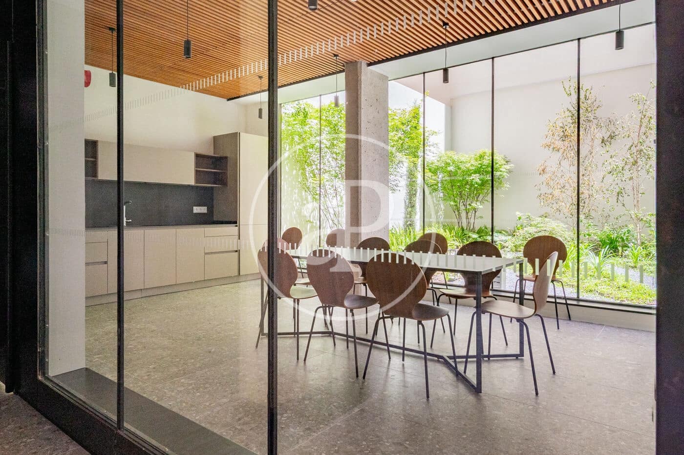 Apartamento de 3 habitaciones en Madrid ciudad en alquiler con piscina garaje - 4.000 € (Ref: 9899655)