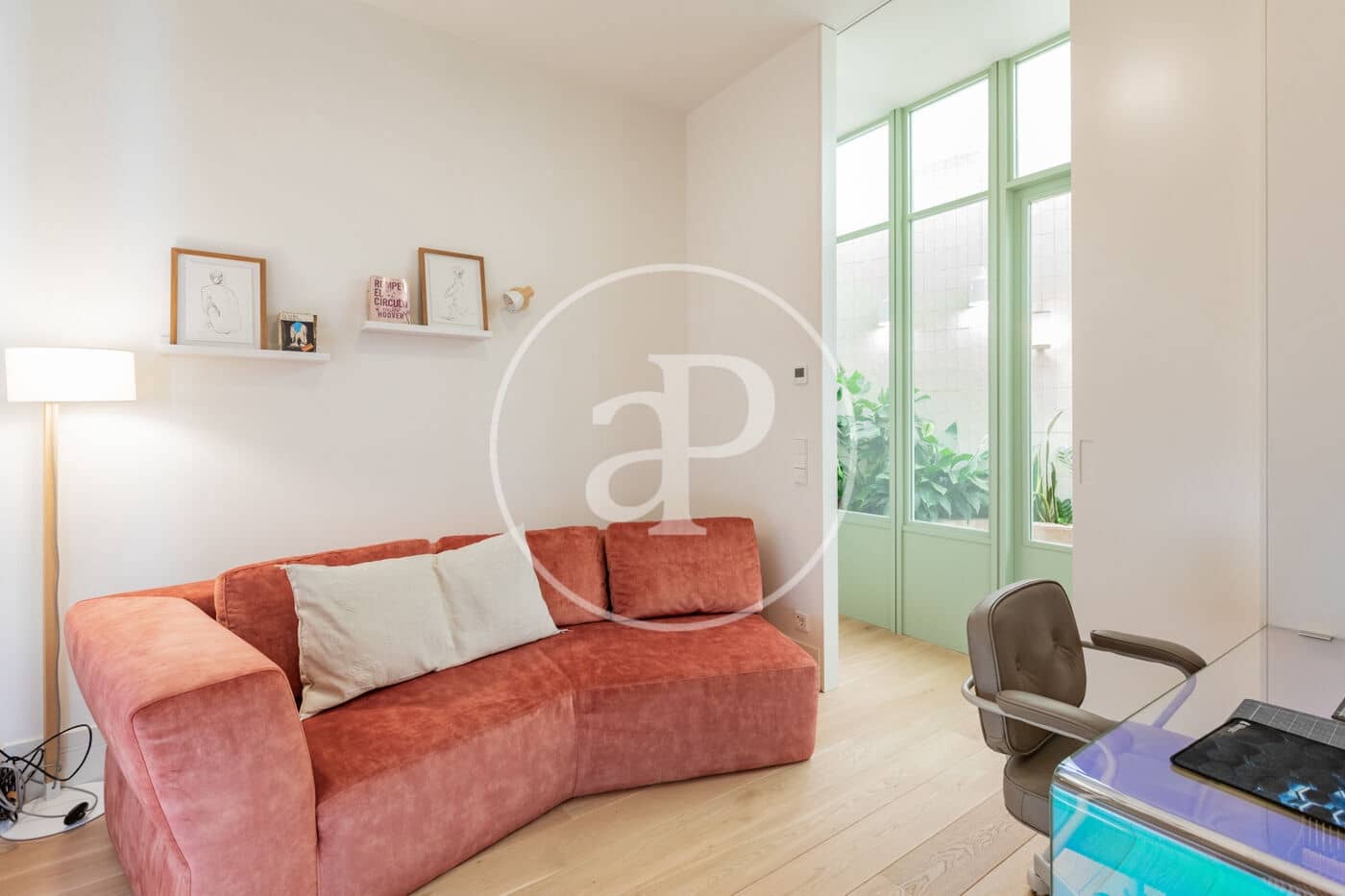 4 quarto Apartamento para arrendar em Madrid cidade - 11 000 € (Ref: 9899656)