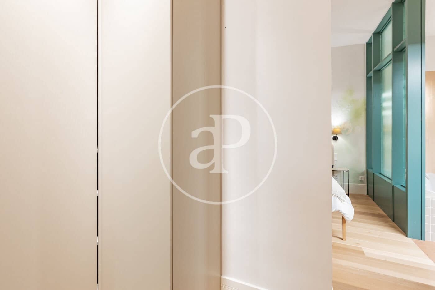 4 quarto Apartamento para arrendar em Madrid cidade - 11 000 € (Ref: 9899656)