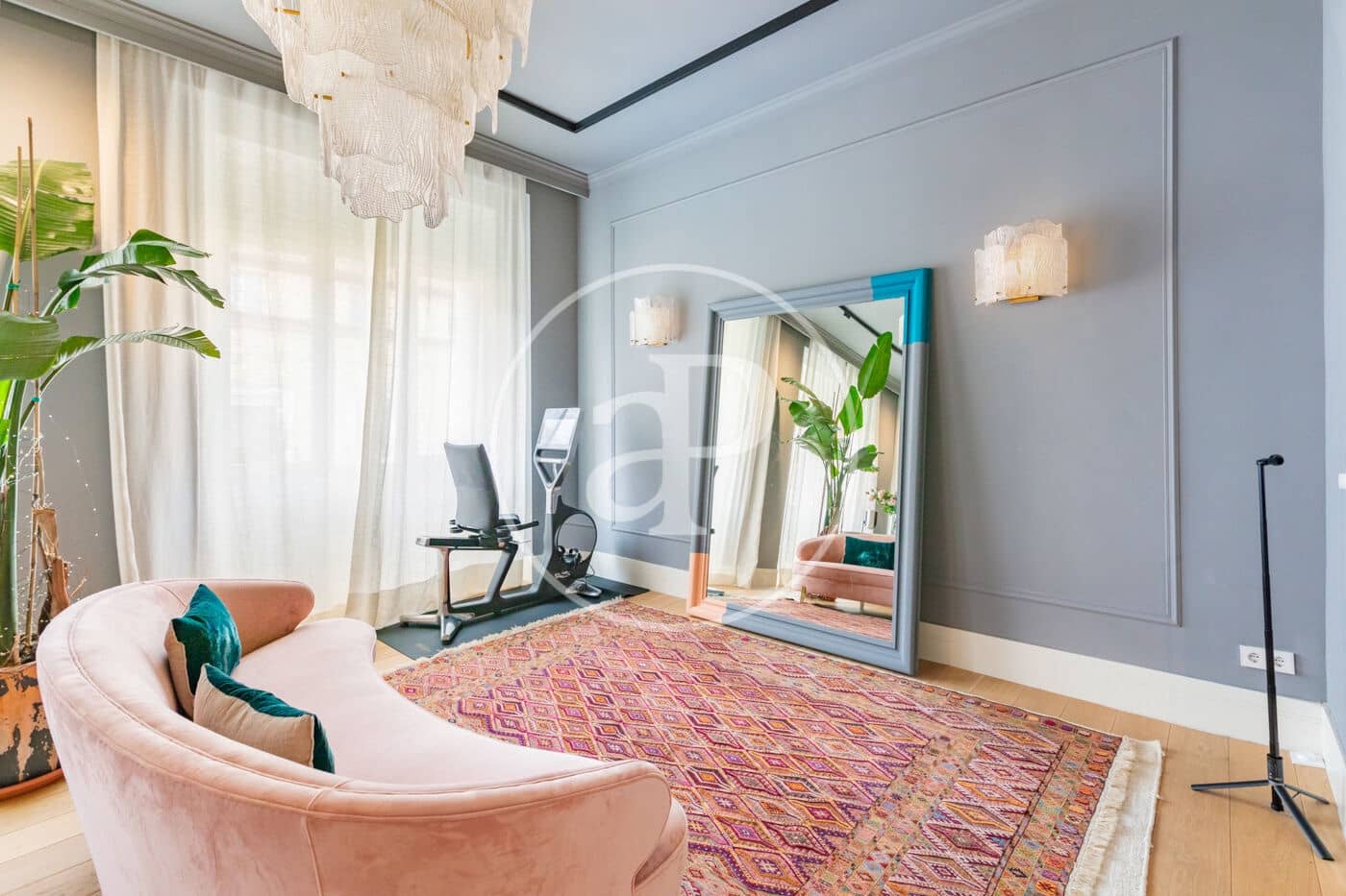 4 quarto Apartamento para arrendar em Madrid cidade - 11 000 € (Ref: 9899656)