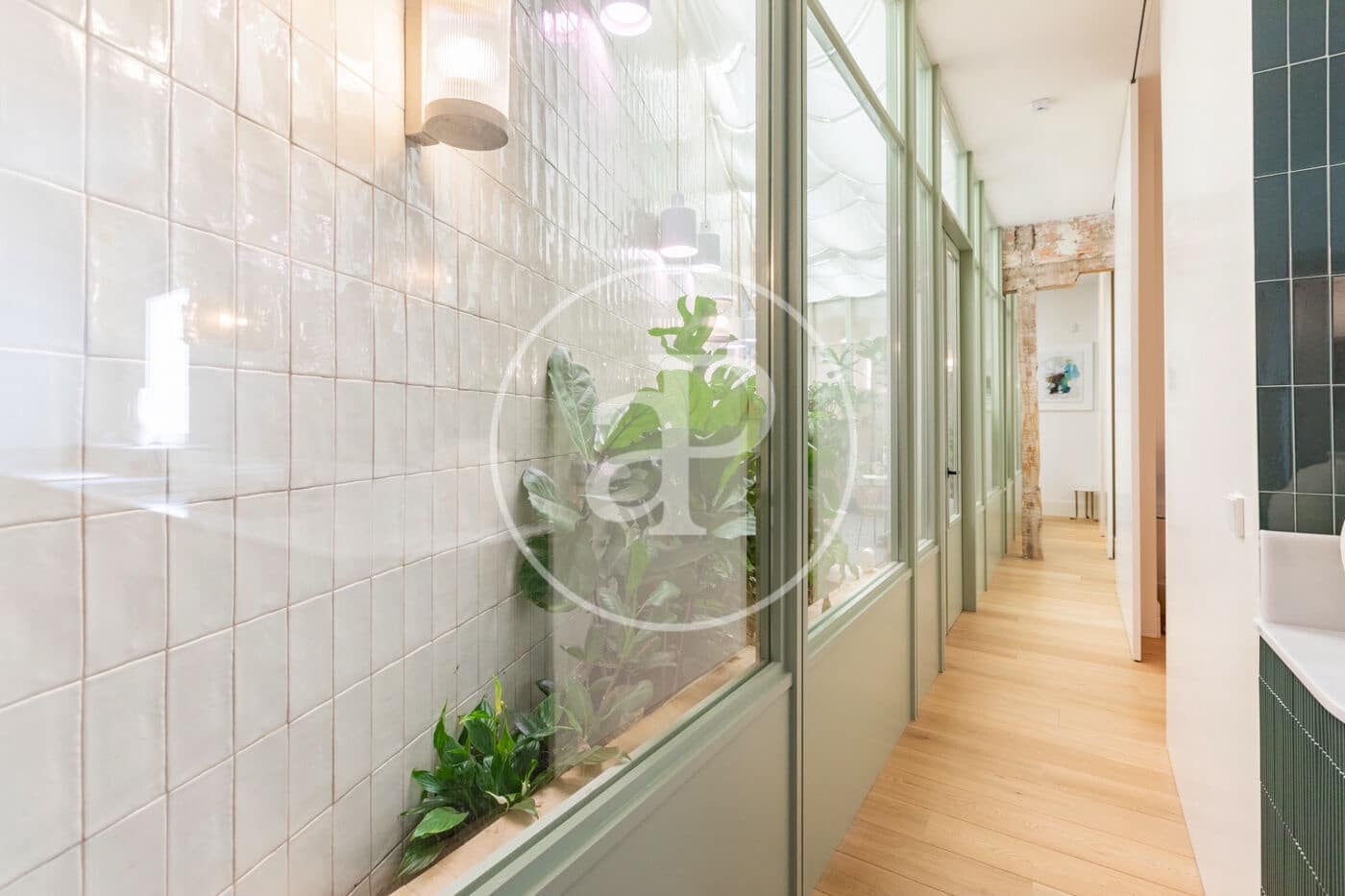 4 quarto Apartamento para arrendar em Madrid cidade - 11 000 € (Ref: 9899656)