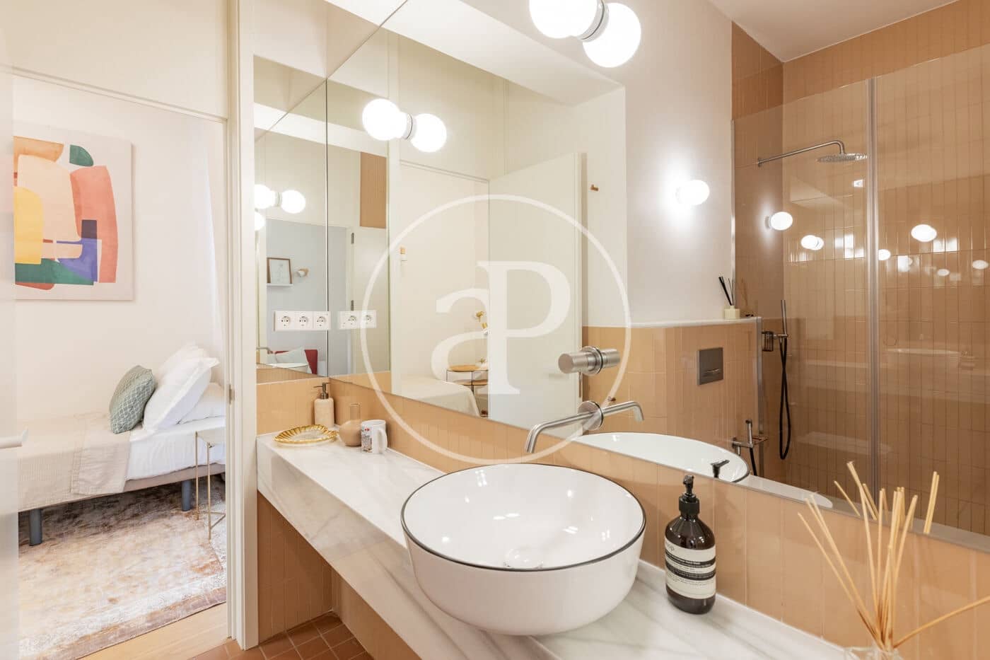 4 quarto Apartamento para arrendar em Madrid cidade - 11 000 € (Ref: 9899656)