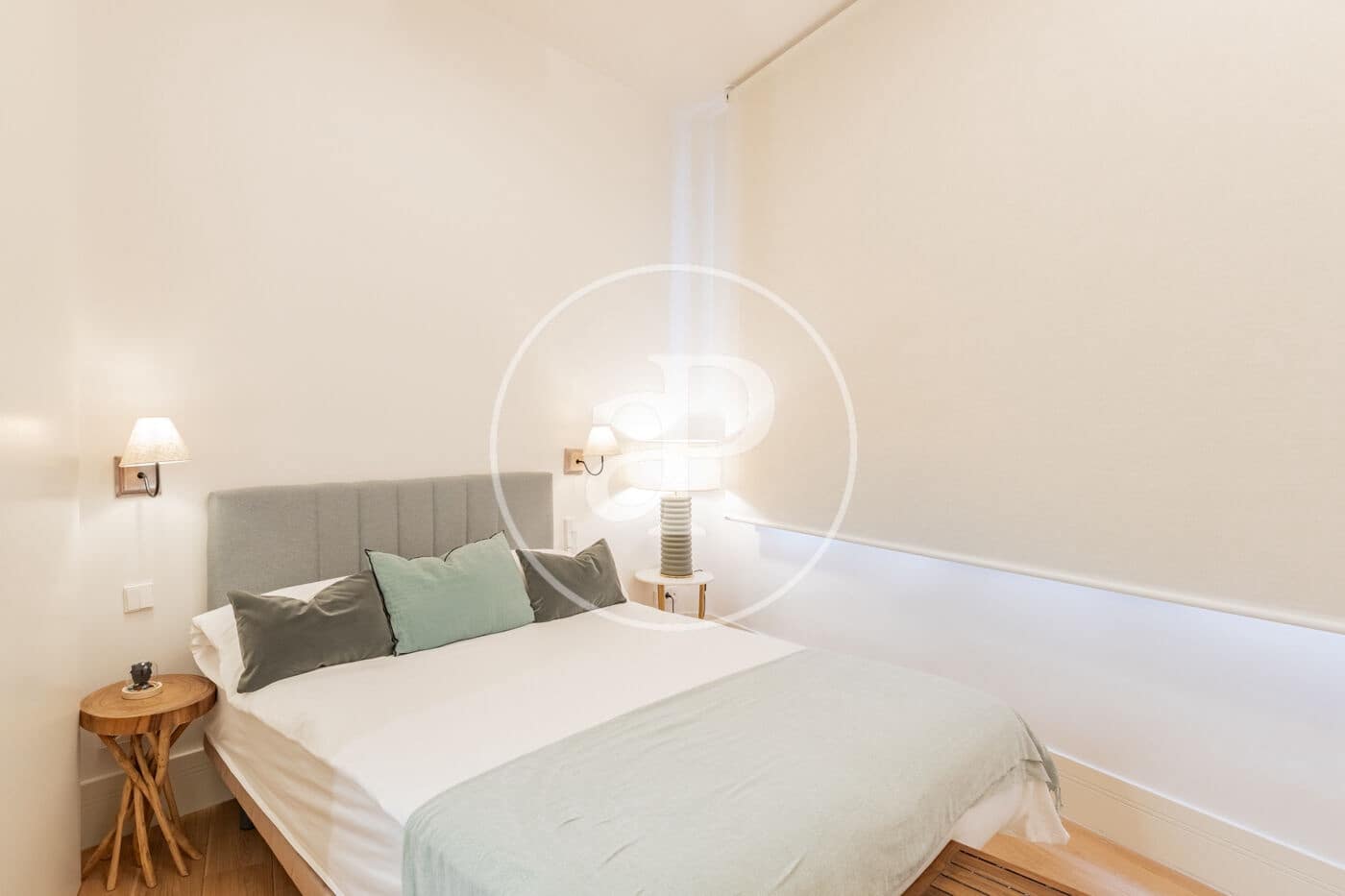 4 quarto Apartamento para arrendar em Madrid cidade - 11 000 € (Ref: 9899656)