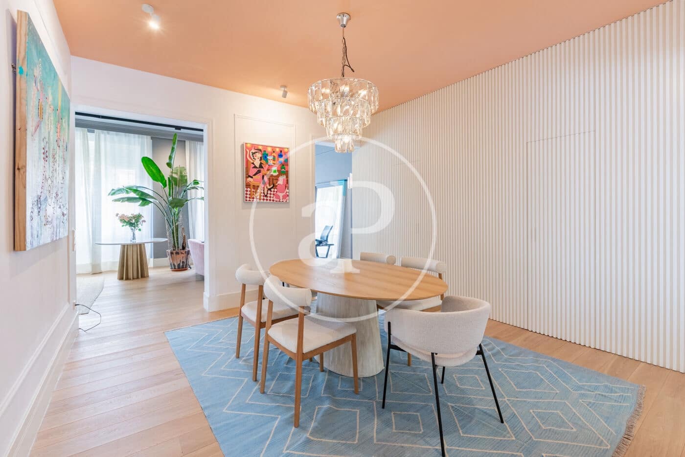 4 quarto Apartamento para arrendar em Madrid cidade - 11 000 € (Ref: 9899656)