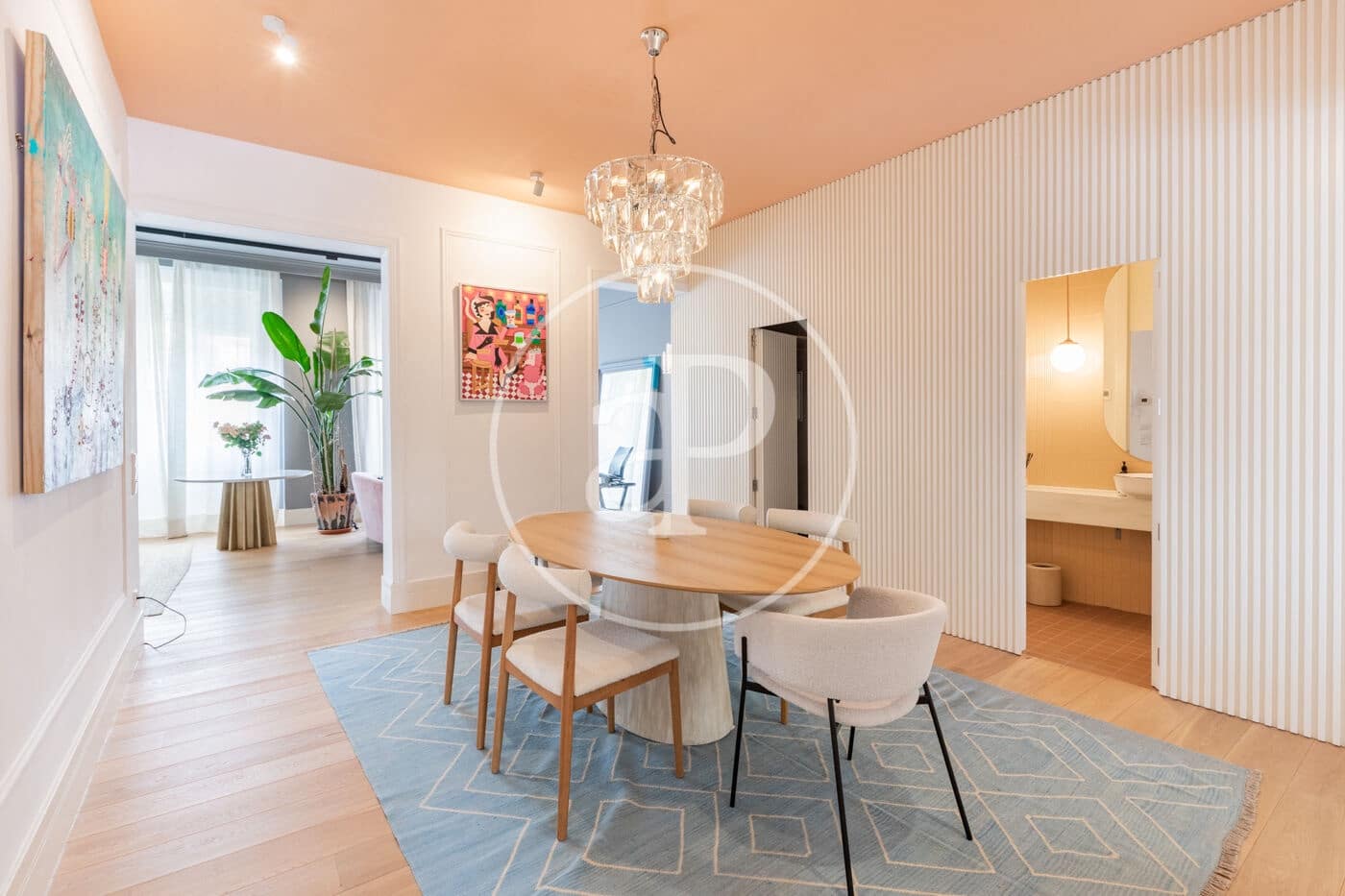 4 quarto Apartamento para arrendar em Madrid cidade - 11 000 € (Ref: 9899656)