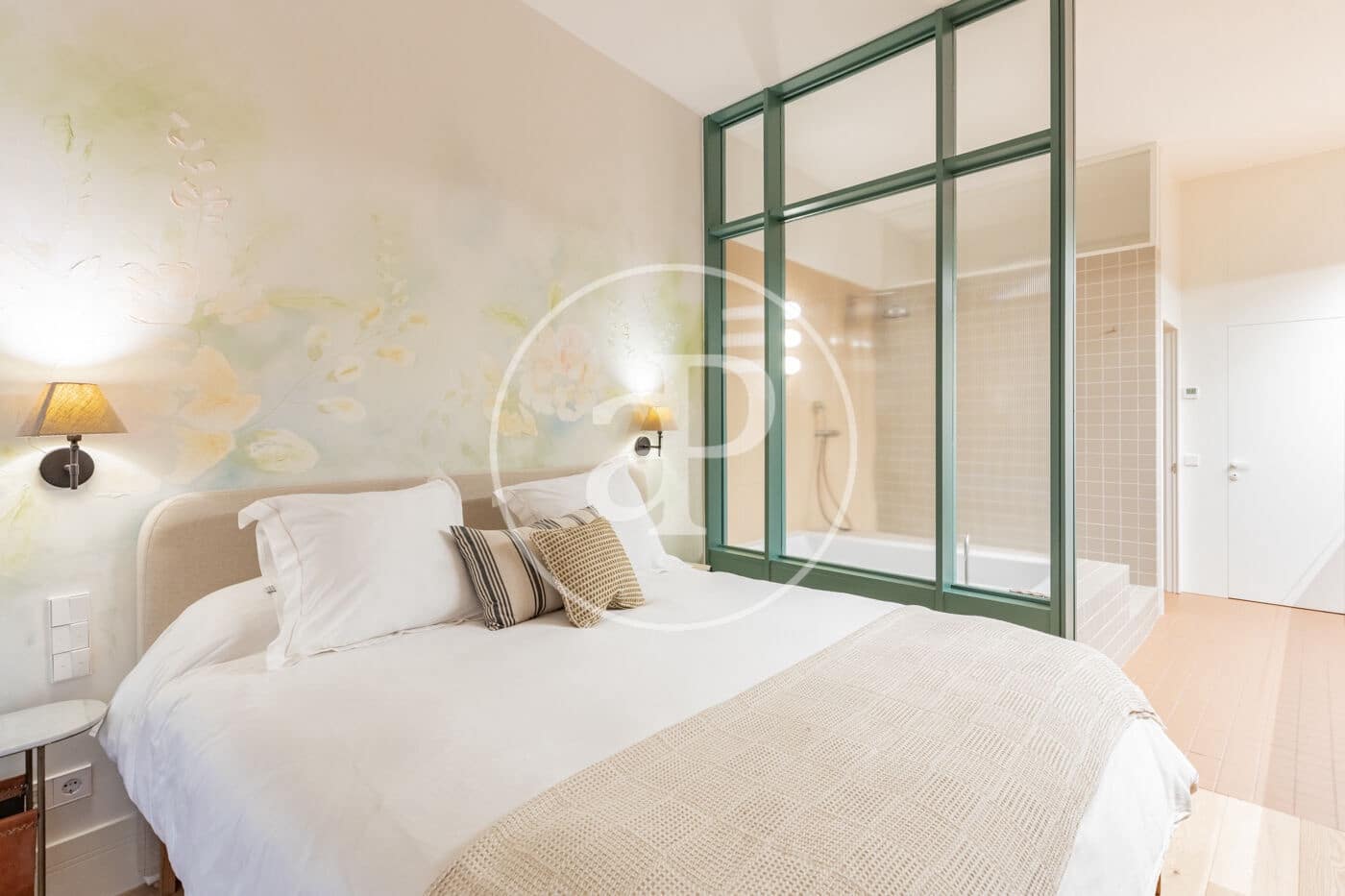 4 quarto Apartamento para arrendar em Madrid cidade - 11 000 € (Ref: 9899656)