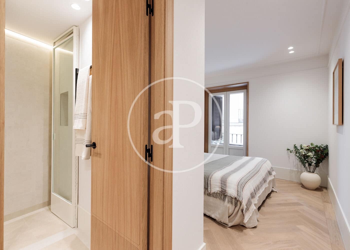 2 bedroom Apartment for sale in Madrid city - € 1,295,000 (Ref: 9904643)