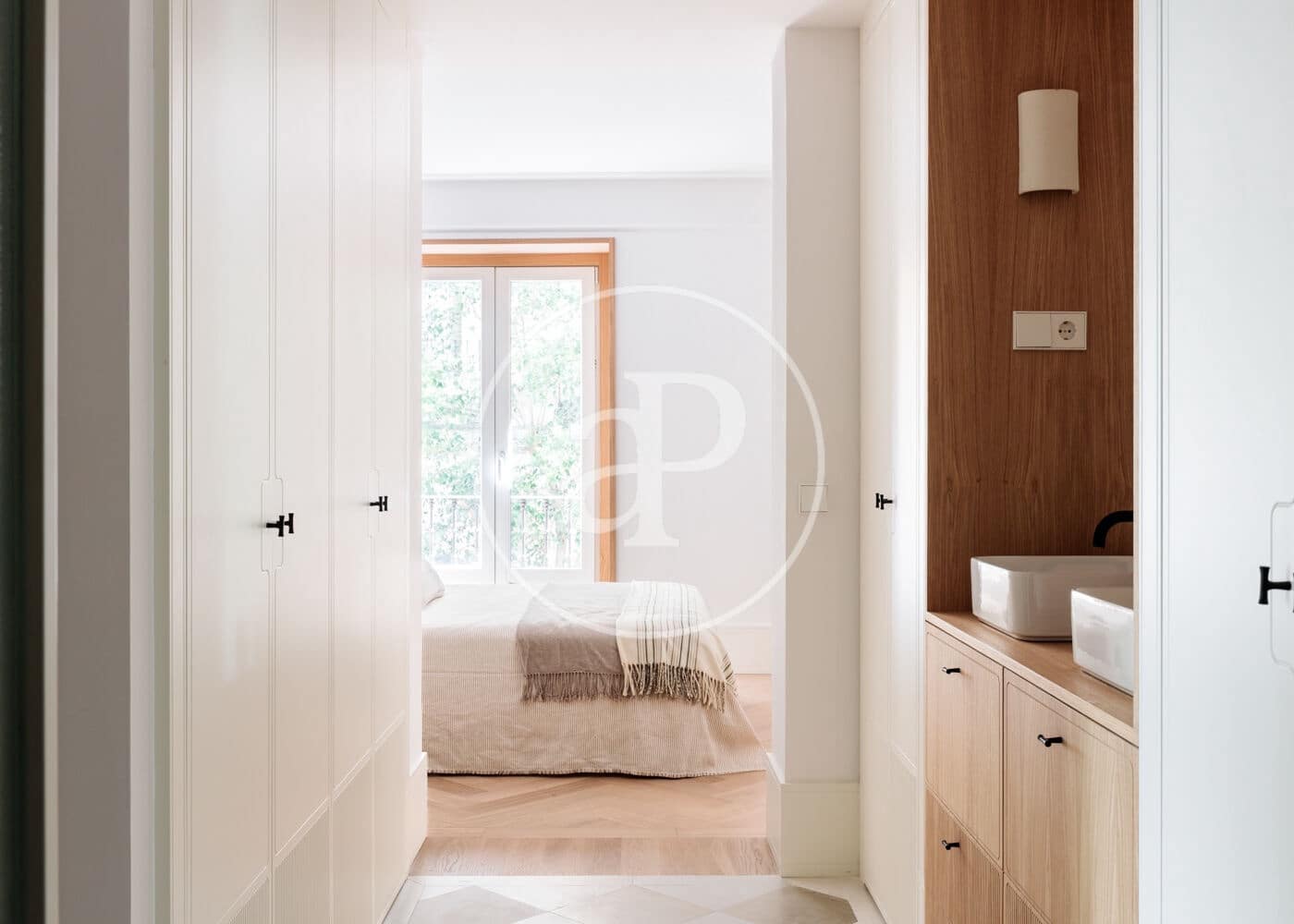 2 bedroom Apartment for sale in Madrid city - € 1,295,000 (Ref: 9904643)