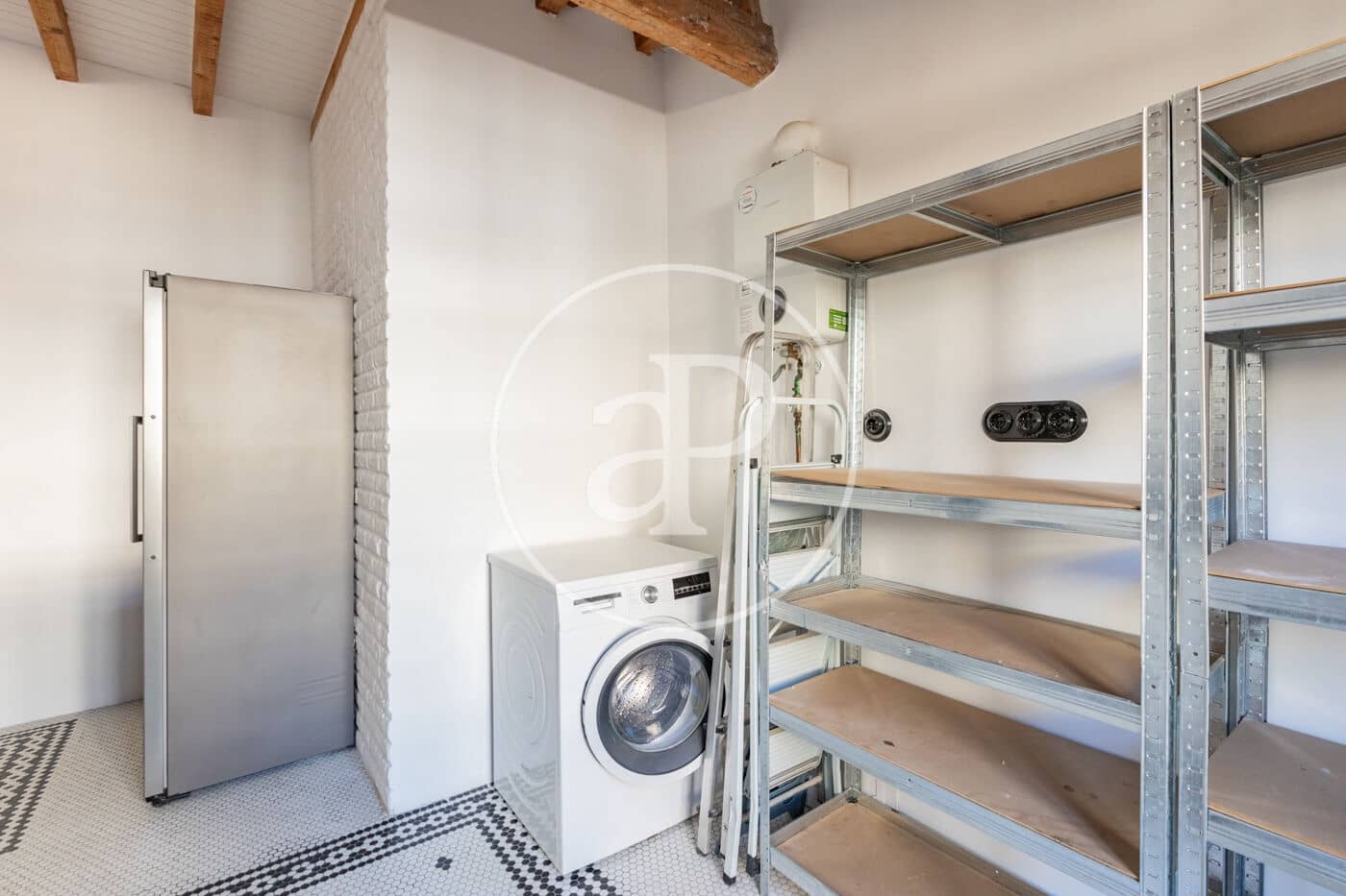 2 slaapkamer Appartement te koop in Madrid stad - € 1.990.000 (Ref: 9904646)