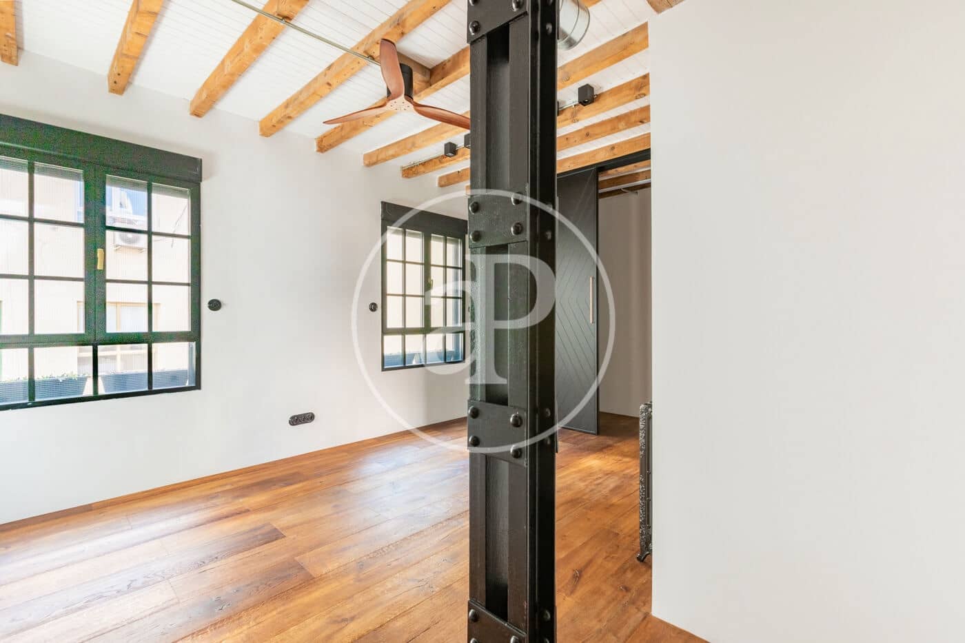 2 slaapkamer Appartement te koop in Madrid stad - € 1.990.000 (Ref: 9904646)
