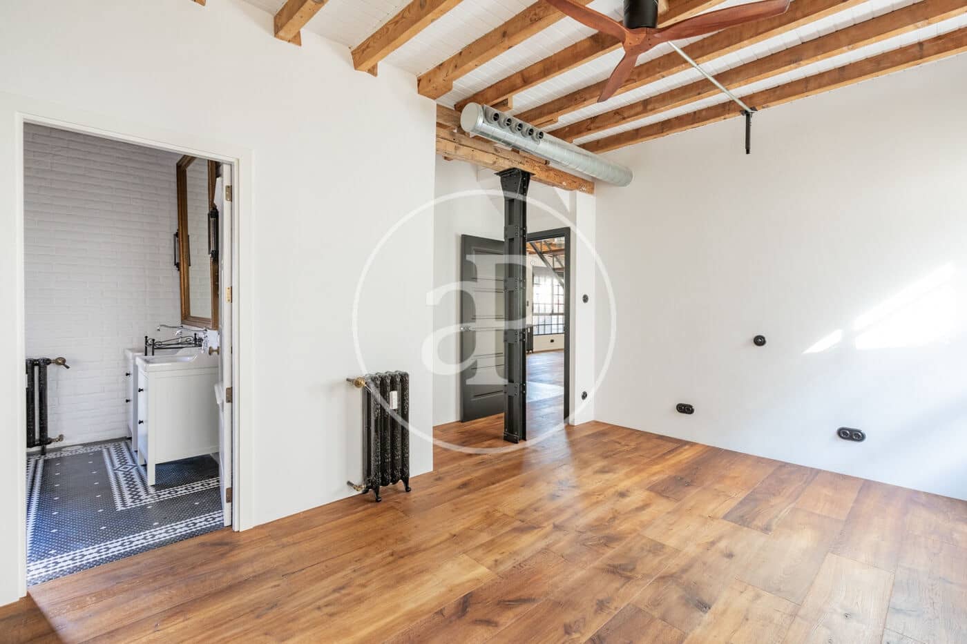 2 slaapkamer Appartement te koop in Madrid stad - € 1.990.000 (Ref: 9904646)