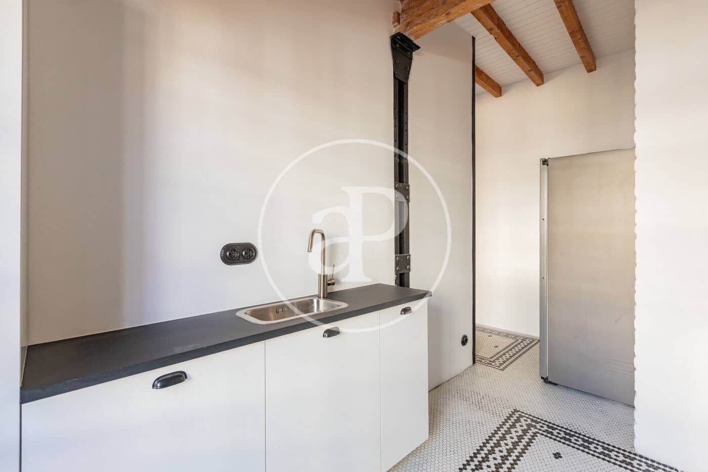 2 slaapkamer Appartement te koop in Madrid stad - € 1.990.000 (Ref: 9904646)