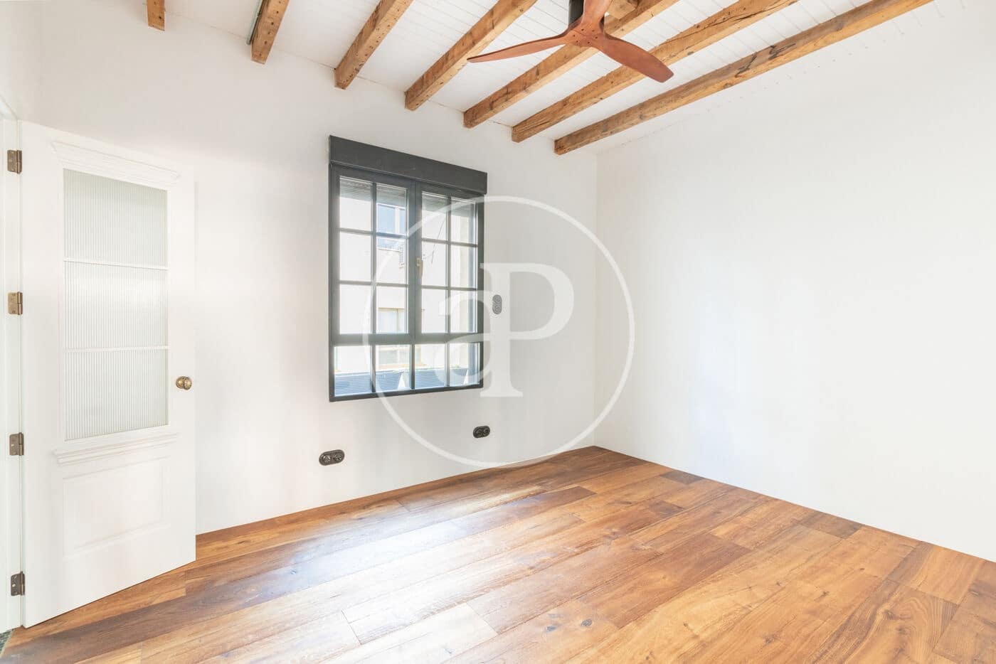 2 slaapkamer Appartement te koop in Madrid stad - € 1.990.000 (Ref: 9904646)