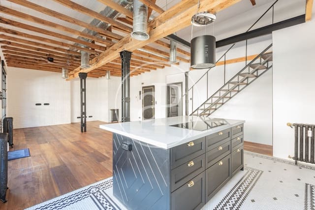 2 slaapkamer Appartement te koop in Sol, Madrid stad - € 1.990.000 (Ref: 9904646)