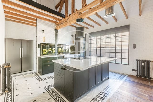 2 slaapkamer Appartement te koop in Sol, Madrid stad - € 1.990.000 (Ref: 9904646)