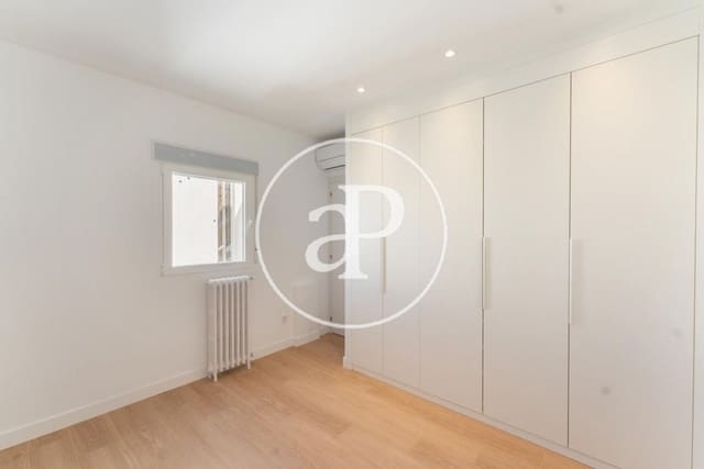 3 camera da letto Appartamento da affittare in Hispanoamérica, Madrid città con garage - 2.000 € (Rif: 9904647)