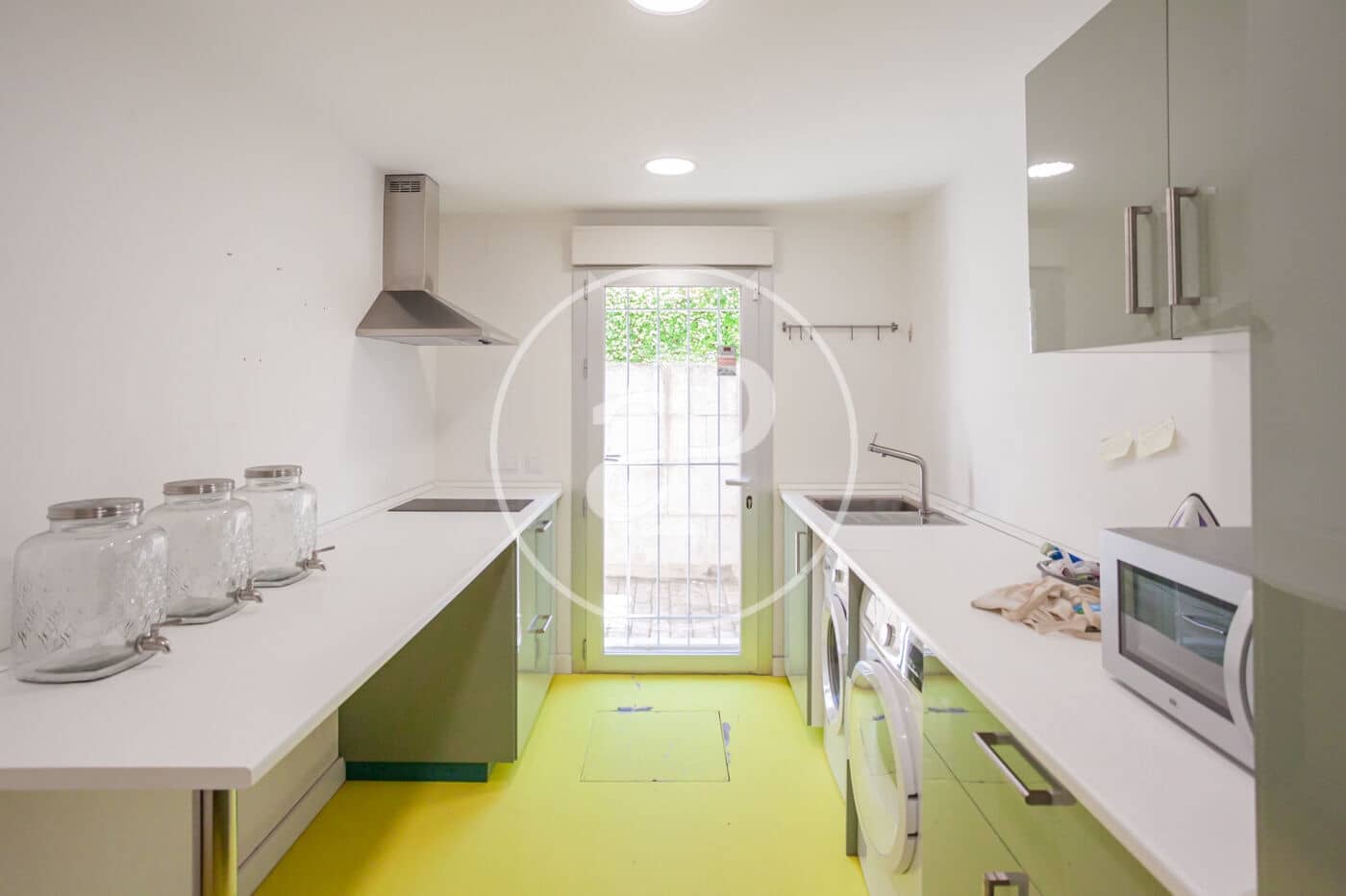 6 Zimmer Villa zu vermieten in Madrid Stadt mit Pool Garage - 7.500 € (Ref: 9904648)