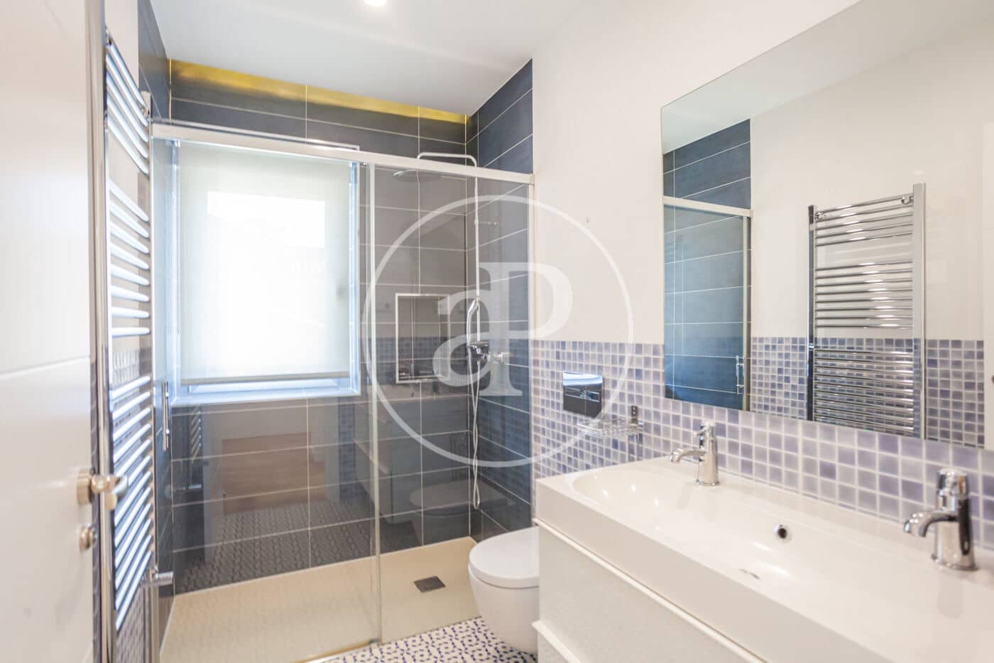 6 Zimmer Villa zu vermieten in Madrid Stadt mit Pool Garage - 7.500 € (Ref: 9904648)