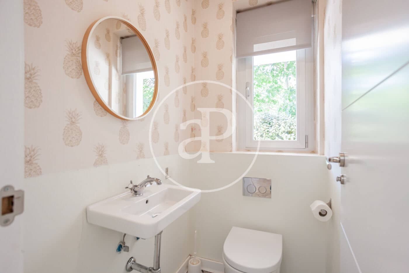 6 Zimmer Villa zu vermieten in Madrid Stadt mit Pool Garage - 7.500 € (Ref: 9904648)