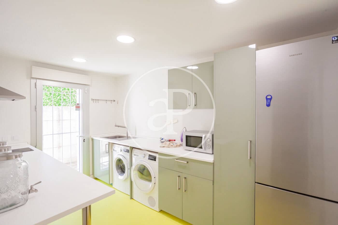 6 Zimmer Villa zu vermieten in Madrid Stadt mit Pool Garage - 7.500 € (Ref: 9904648)