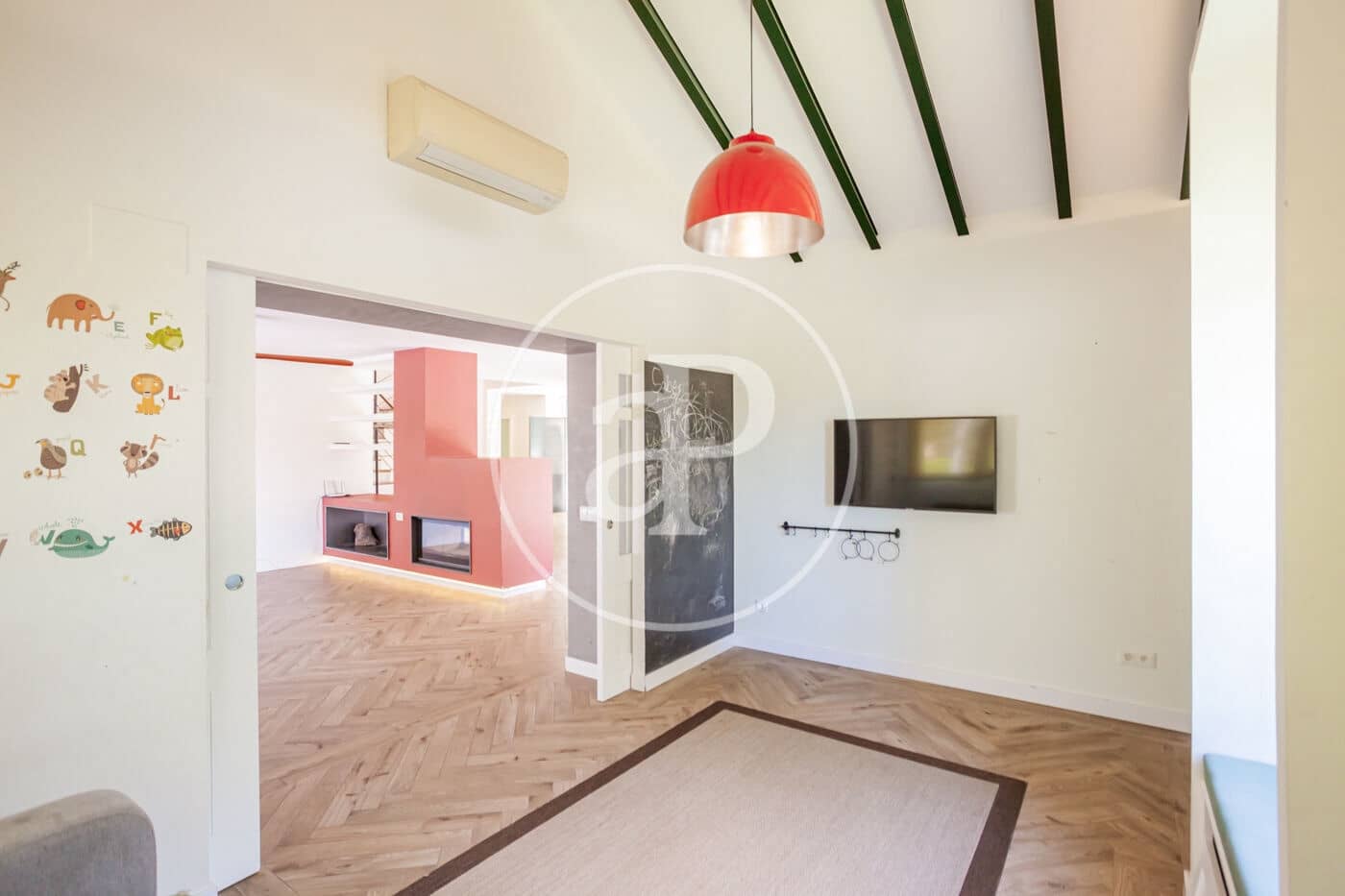 6 Zimmer Villa zu vermieten in Madrid Stadt mit Pool Garage - 7.500 € (Ref: 9904648)