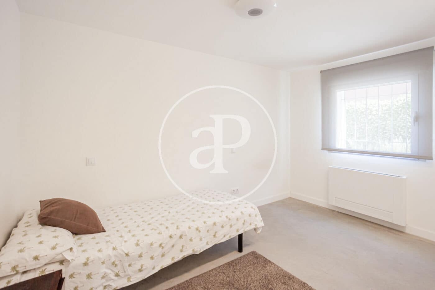 6 Zimmer Villa zu vermieten in Madrid Stadt mit Pool Garage - 7.500 € (Ref: 9904648)