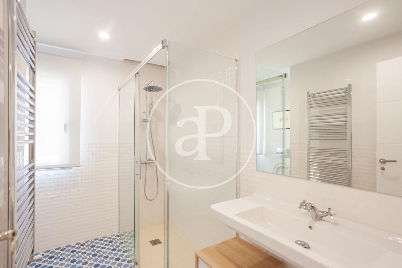 6 Zimmer Villa zu vermieten in Madrid Stadt mit Pool Garage - 7.500 € (Ref: 9904648)