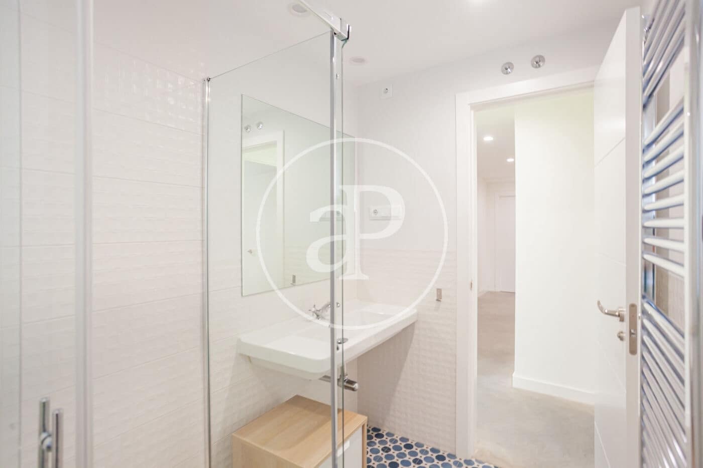 6 Zimmer Villa zu vermieten in Madrid Stadt mit Pool Garage - 7.500 € (Ref: 9904648)