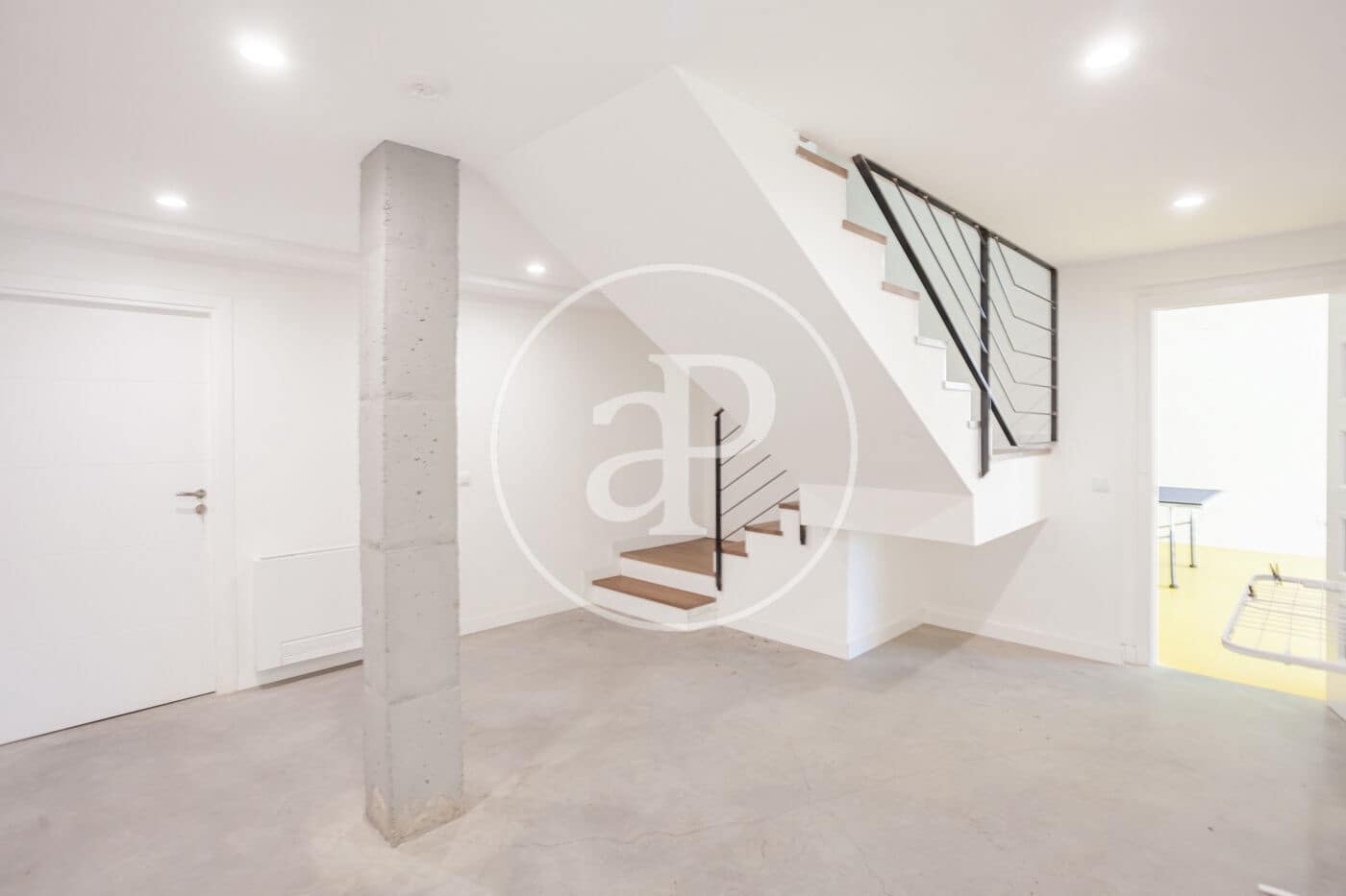 6 Zimmer Villa zu vermieten in Madrid Stadt mit Pool Garage - 7.500 € (Ref: 9904648)