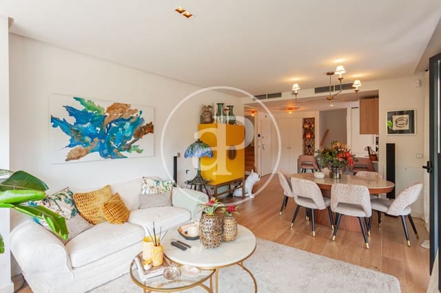 2 sovrum Takvåning till salu i Pozuelo de Alarcón med pool - 1 100 000 € (Ref: 9908048)