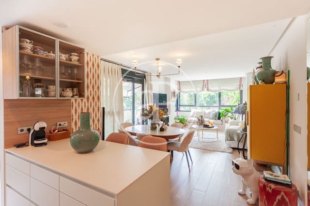 2 sovrum Takvåning till salu i Pozuelo de Alarcón med pool - 1 100 000 € (Ref: 9908048)
