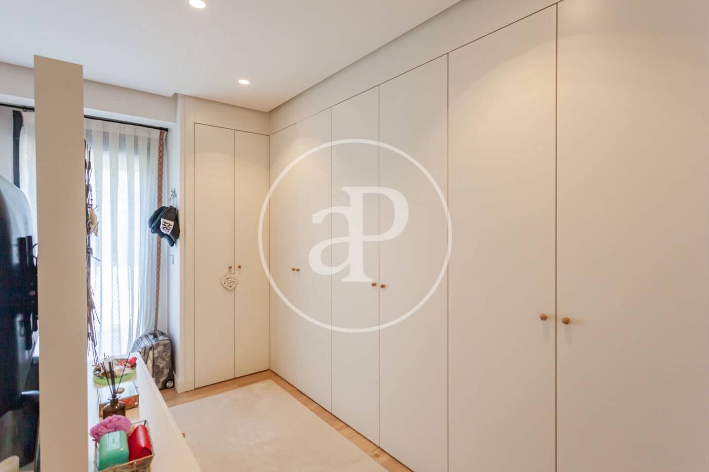 2 sovrum Takvåning till salu i Pozuelo de Alarcon med pool - 1 100 000 € (Ref: 9908048)