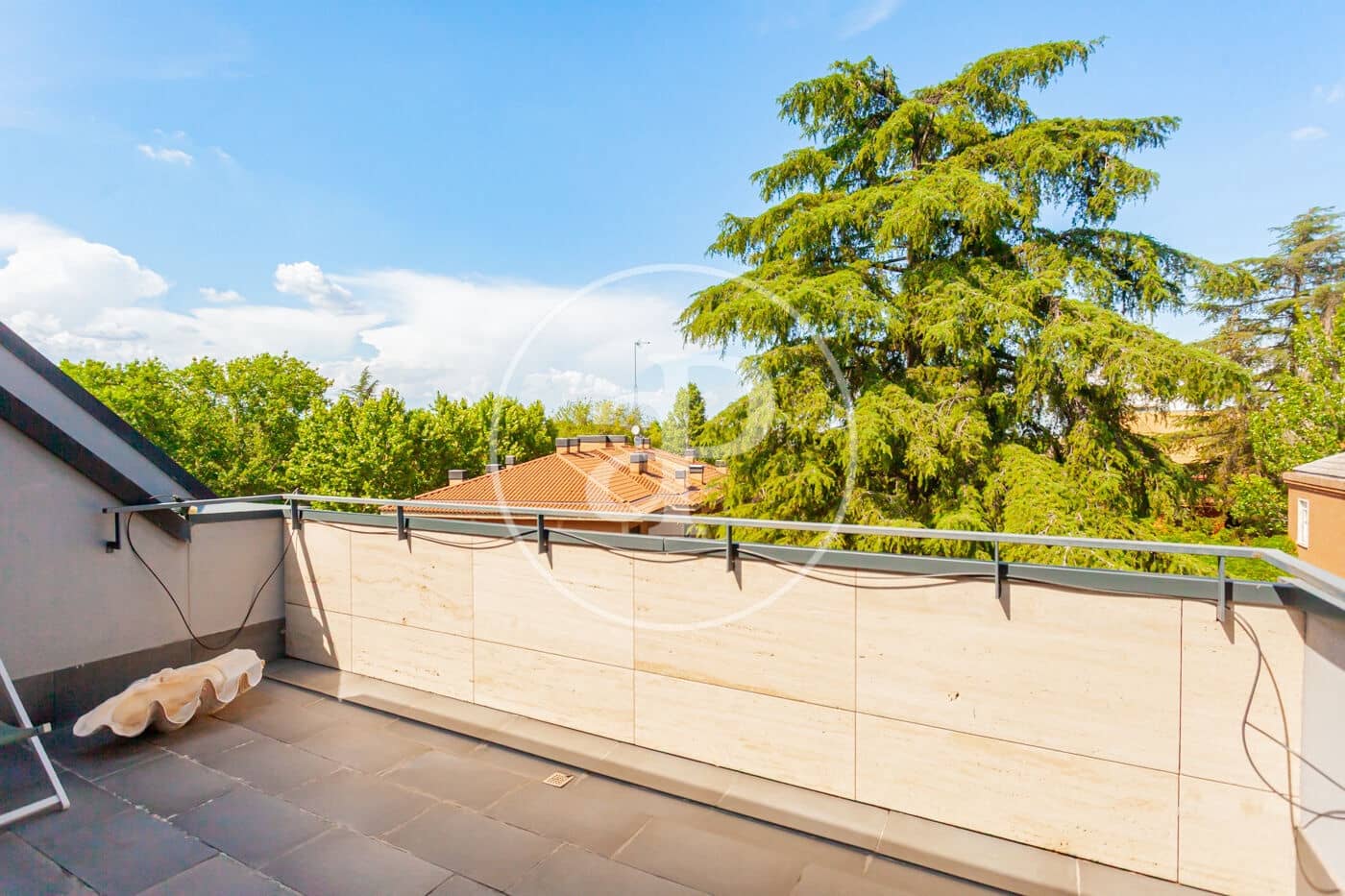 2 sovrum Takvåning till salu i Pozuelo de Alarcon med pool - 1 100 000 € (Ref: 9908048)