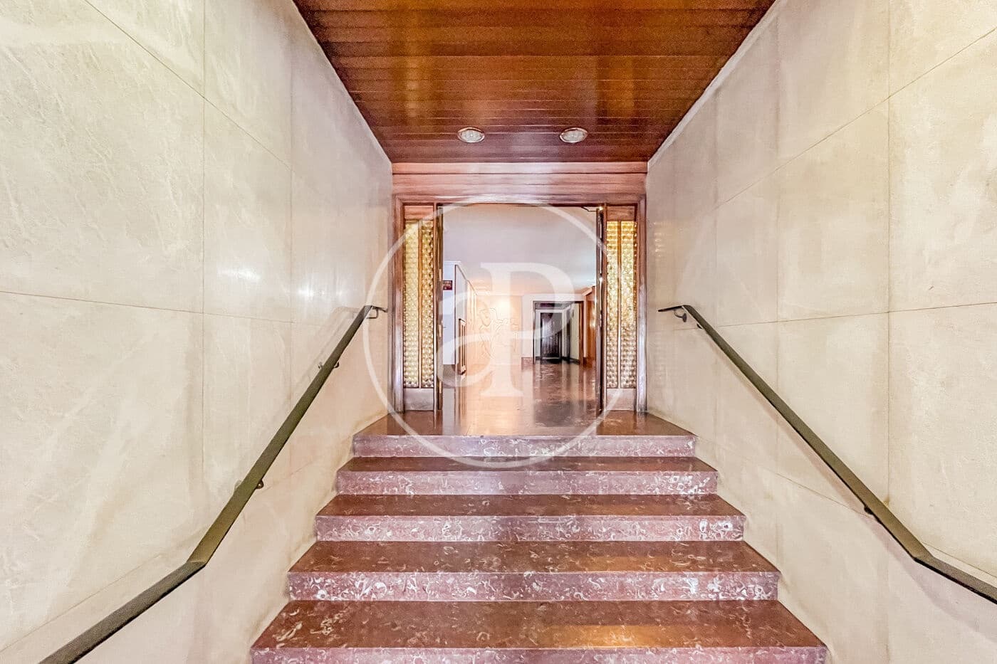 2 quarto Apartamento para venda em Madrid cidade - 525 000 € (Ref: 9908049)