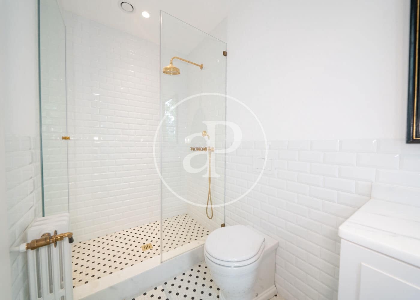Leilighet til salgs i Madrid by - € 1 600 000 (Ref: 9908050)