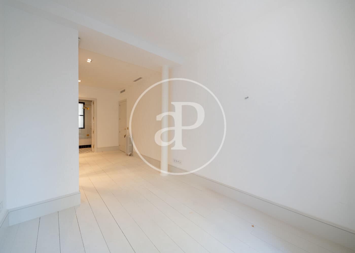 Leilighet til salgs i Madrid by - € 1 600 000 (Ref: 9908050)