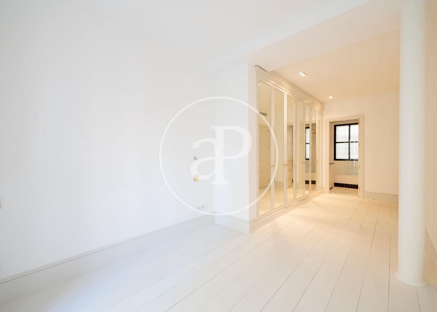 Leilighet til salgs i Madrid by - € 1 600 000 (Ref: 9908050)