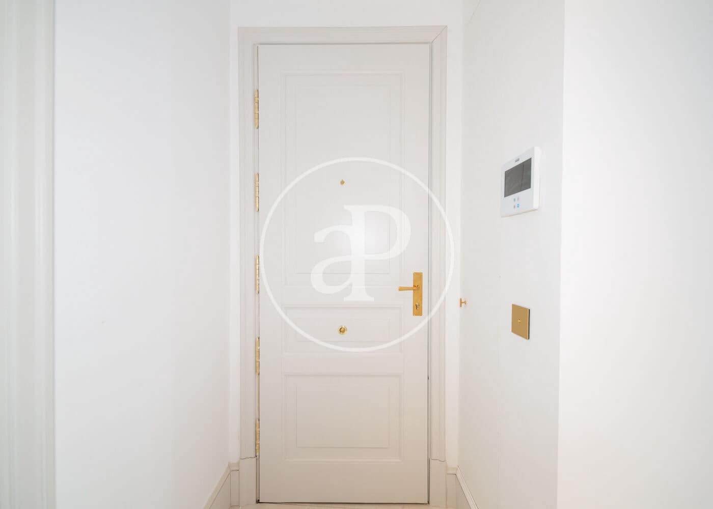 Leilighet til salgs i Madrid by - € 1 600 000 (Ref: 9908050)