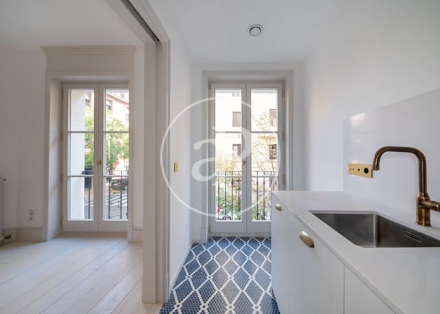 Leilighet til salgs i Trafalgar, Madrid by - € 1 600 000 (Ref: 9908050)