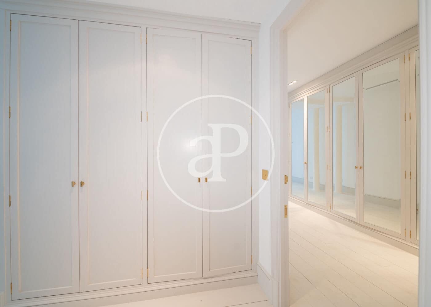 Leilighet til salgs i Madrid by - € 1 600 000 (Ref: 9908050)